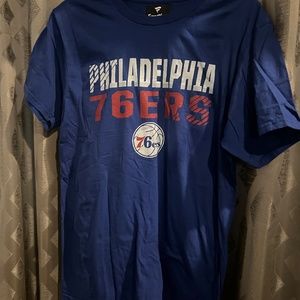 Philadelphia 76ers tshirt